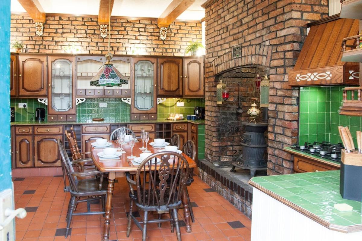 マンチェスター Victorian Elegance At Kingscliffe, Sleeps 17ヴィラ エクステリア 写真