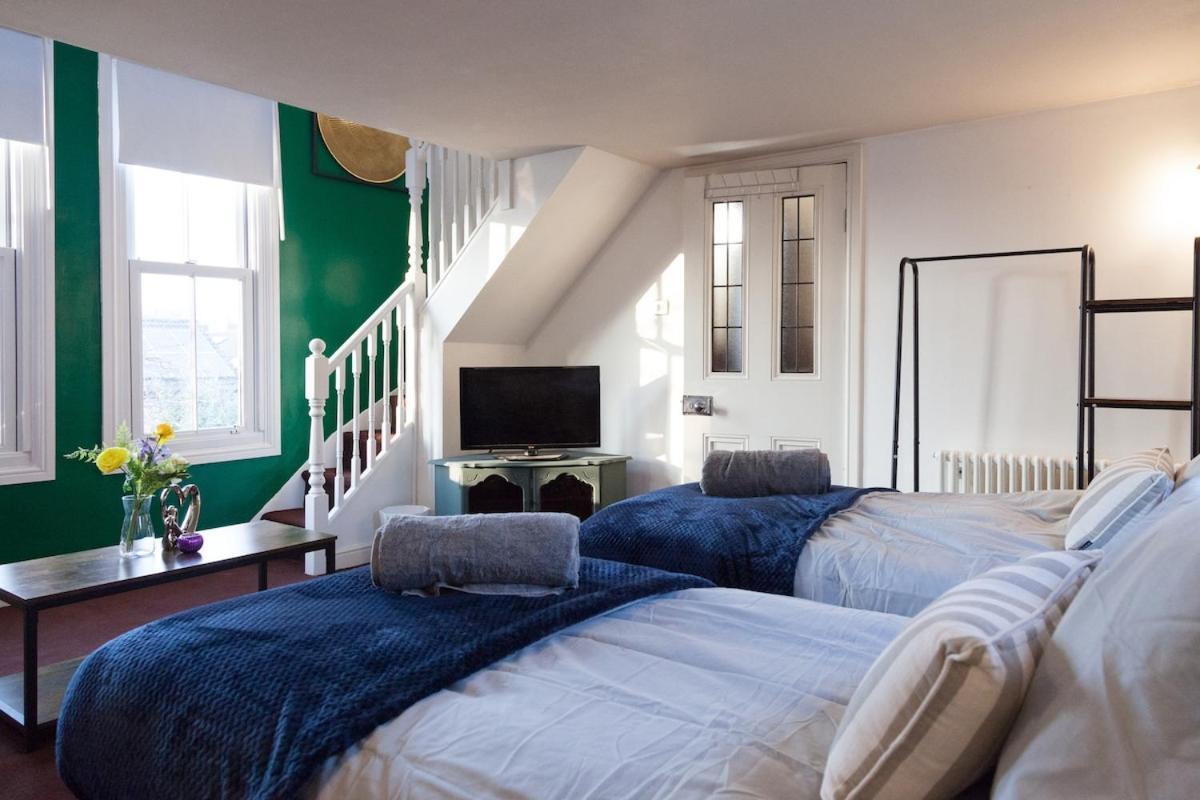 マンチェスター Victorian Elegance At Kingscliffe, Sleeps 17ヴィラ エクステリア 写真
