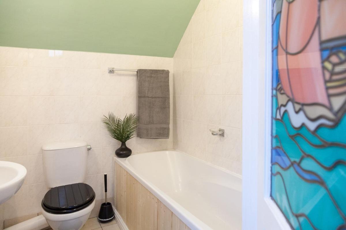 マンチェスター Victorian Elegance At Kingscliffe, Sleeps 17ヴィラ エクステリア 写真
