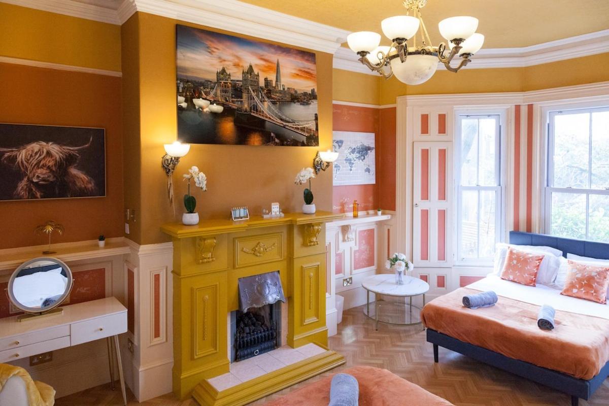 マンチェスター Victorian Elegance At Kingscliffe, Sleeps 17ヴィラ エクステリア 写真