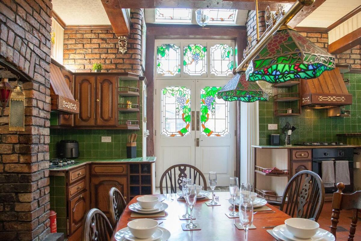 マンチェスター Victorian Elegance At Kingscliffe, Sleeps 17ヴィラ エクステリア 写真
